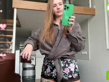 girl Webcam Adult Sex Chat with hustleebabyy_vikki